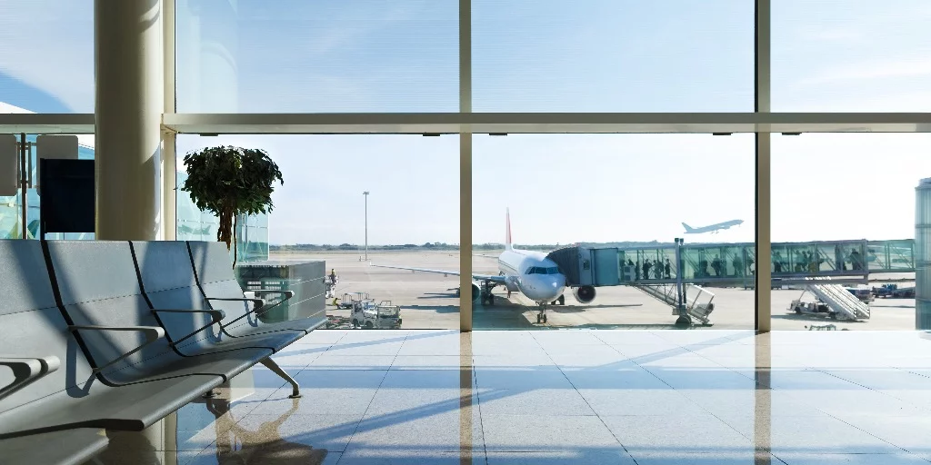 vergelijk ruim op tijd vliegtickets en scoor zo een goede prijs