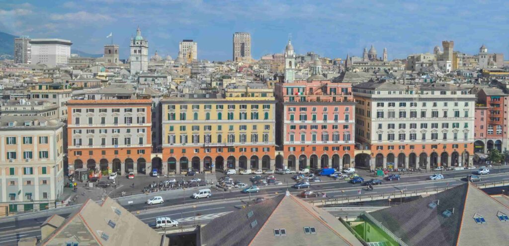 Zicht op de stad Genua in Italië